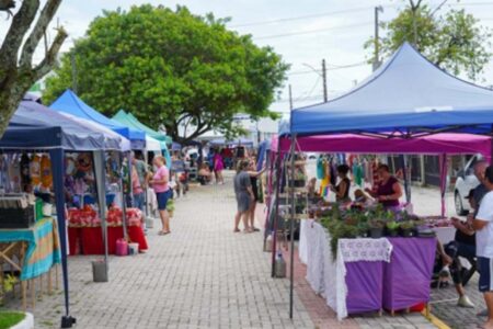 Fundação de Cultura realiza nova edição da Feira Mar & Arte em Balneário Piçarras