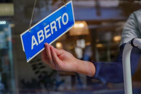 Abertura de empresas poderá ser feita por WhatsApp em Santa Catarina