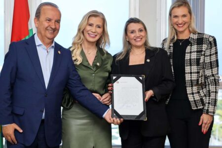 Kênia Andresa Scarduelli é a nova secretária adjunta da Educação de SC