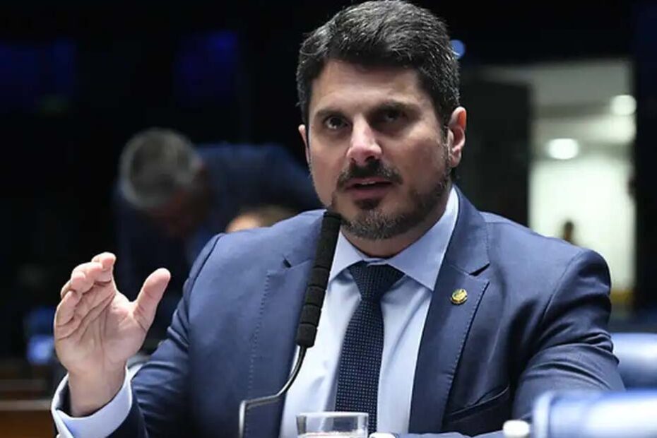 Marcos do Val tornozeleira