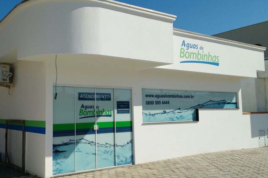 aguas de bombinhas hojesc