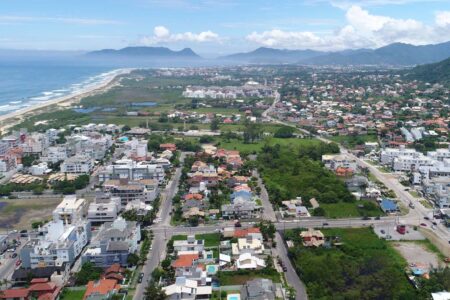 Justiça manda paralisar atividades de complexo esportivo no Campeche, em Florianópolis