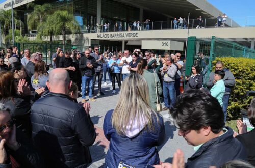 Centros de Formação de Condutores protestam contra vigência de portaria do Detran-SC