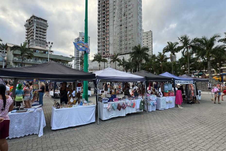 feira itapema praca da paz hojesc