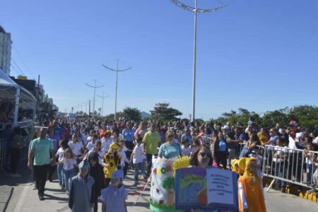 Navegantes celebra 63 anos com shows, gastronomia e competições; confira a programação