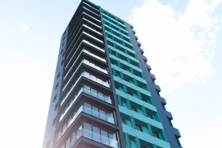 Edifício ‘143 Mayfair’ é primeiro projeto autoral entregue em Itapema