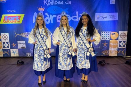 Itajaí: Realeza da Marejada 2025 é eleita em noite de resgate da tradição