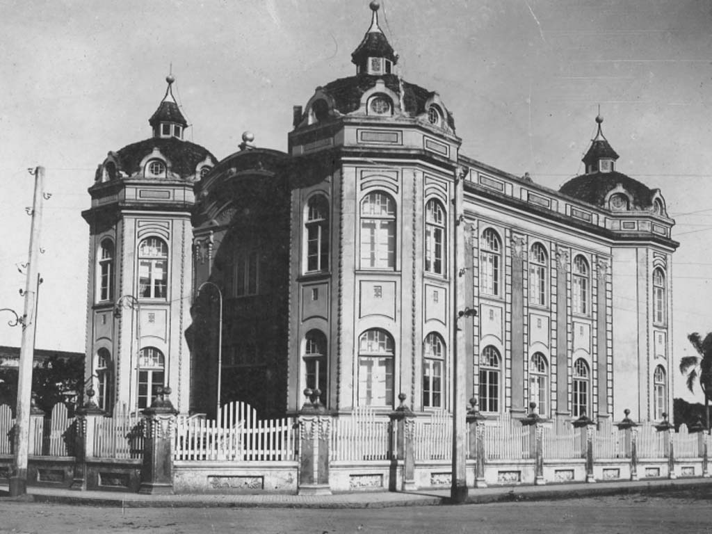 Palácio Marcos Konder itajai 100 anos