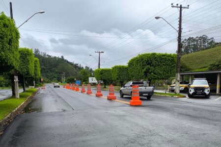 Obras de revitalização da SC-350 entre Rio do Sul e Aurora entram na fase final