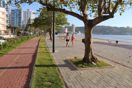 Viva Praia Itapema estreia com 148 expositores e programação especial