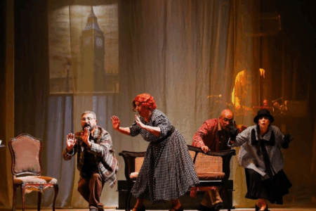 Grupo Armação apresenta ‘A Cantora Careca’ no Teatro Álvaro de Carvalho