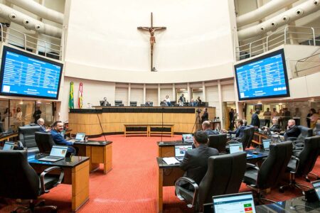 Alesc aprova mudanças na estrutura do Corpo de Bombeiros Militar de Santa Catarina