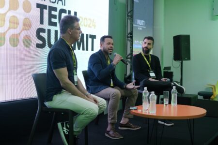 Itajaí se transforma no vale da inovação: Foz Tech Summit 2025 conecta ideias que moldam o futuro