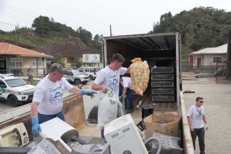 Santa Catarina alcança 96% dos municípios com programa de gestão de resíduos
