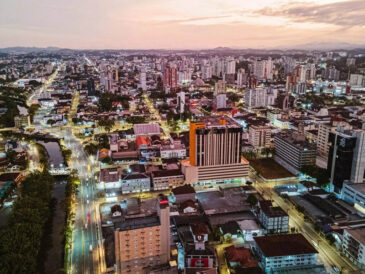 Mercado imobiliário de Joinville cresce com força e supera média catarinense