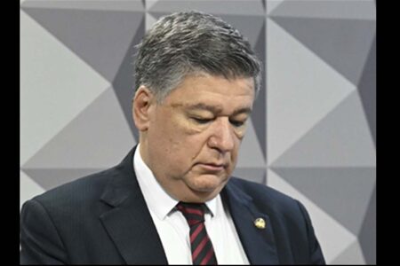 Correios ampliam contratos com ex-assessor de presidente da CPI do INSS, que indicou diretor da área