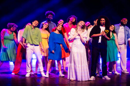 Cia Grito celebra 20 anos com espetáculo inédito no Teatro Ademir Rosa