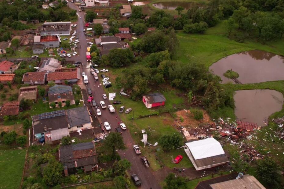 tornado santa catarina Dionísio Cerqueira