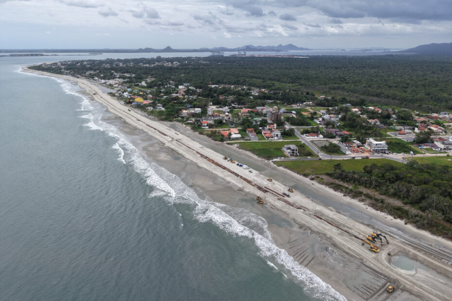 Engordamento da Praia de Itapoá