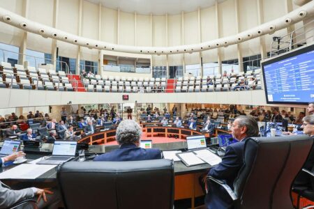 Produção legislativa da Assembleia Legislativa de Santa Catarina cresce mais de 50% em 2025