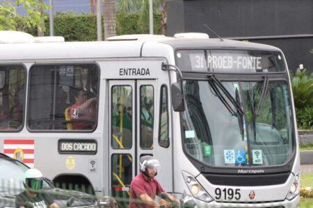 Blumenau anuncia mudanças no transporte coletivo durante recesso escolar