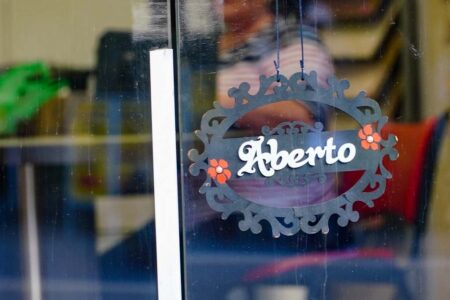 Abertura de empresas cresce 13% e bate recorde em Santa Catarina