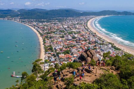 Descobrindo Bombinhas oferece programação gratuita para turistas
