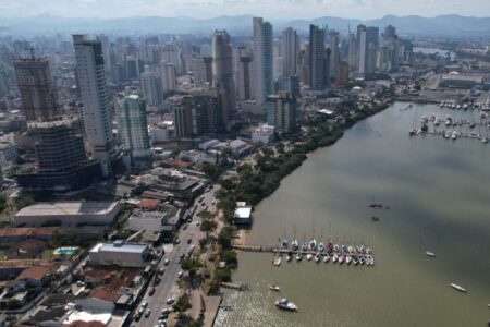 Itajaí será obrigada a ampliar vagas em serviços de acolhimento de crianças e adolescentes