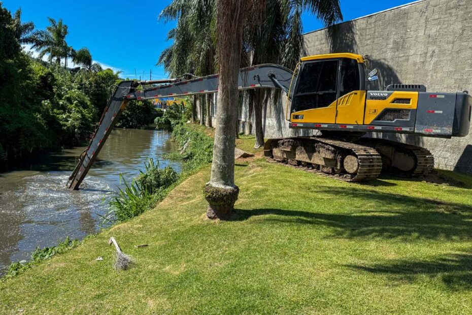 limpeza Rio Peroba BC