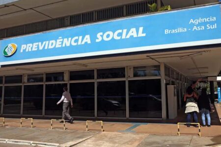 INSS reajusta piso previdenciário para 2026; veja quando os pagamentos terão início