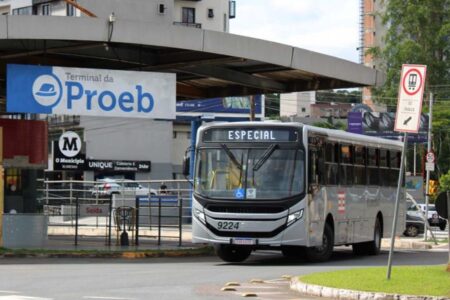 Blumenau faz ajustes em trajetos e horários de seis linhas do transporte coletivo; saiba quais