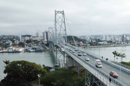 Ponte Hercílio Luz terá operação especial de trânsito para o Carnaval 2026