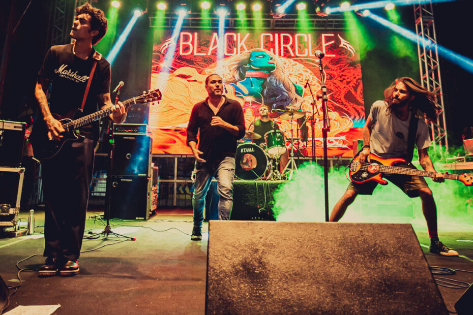 Black Circle