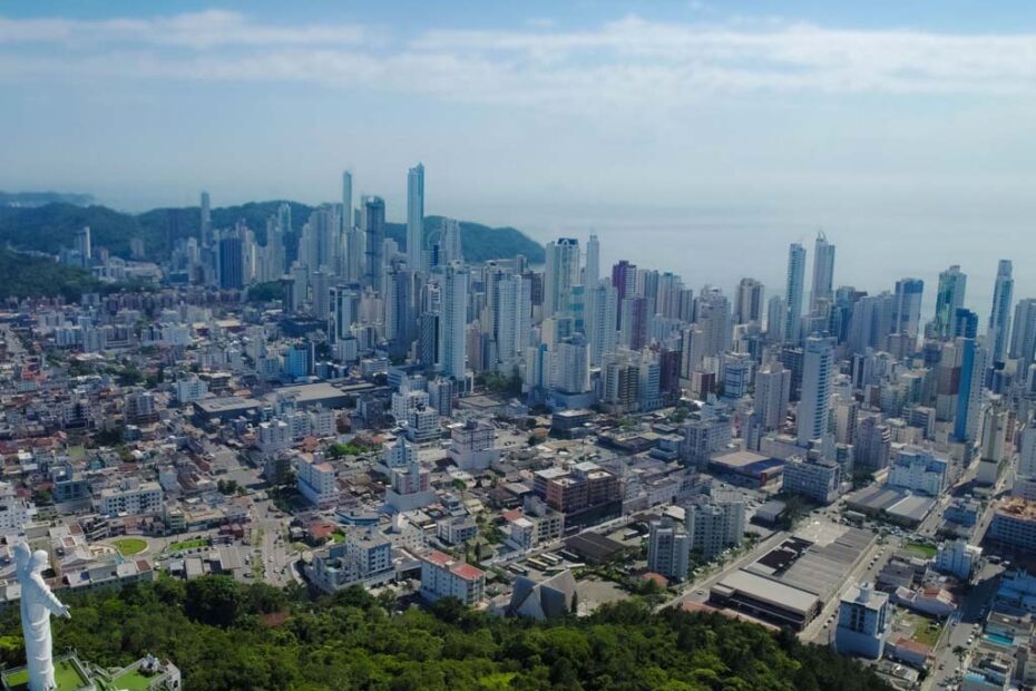 balneario camboriu saneamento