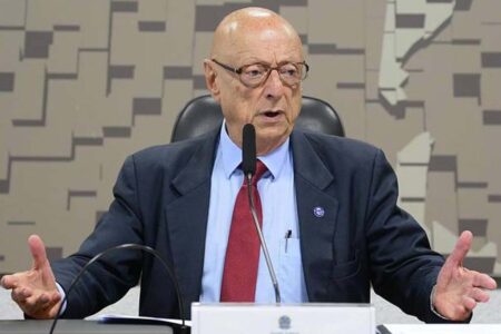 ‘Ninguém pode me impedir de ser candidato’, diz Esperidião Amin sobre disputa ao Senado em SC