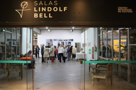 Exposição de artistas catarinenses marca reabertura das Salas Lindolf Bell no CIC