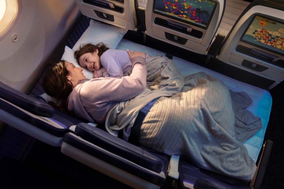 United-Airlines-787-9-Elevated-Relax-Row-March-2026-Hero