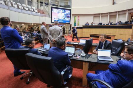 Assembleia Legislativa de SC inicia calendário especial de sessões no ano eleitoral