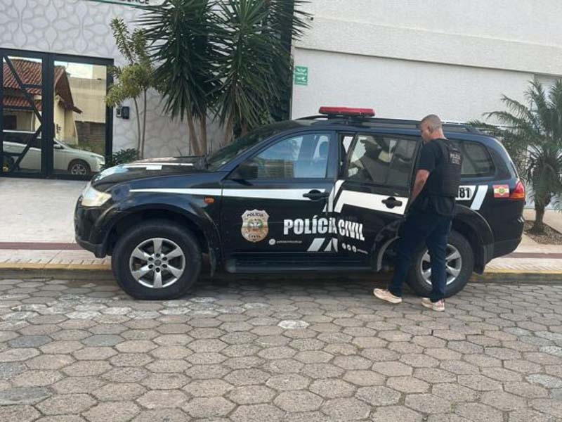 apologia ao nazismo navegantes