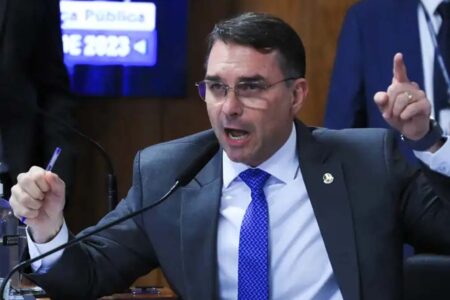 Flávio diz que CPI do Master é ilegal e Alessandro Vieira reage: ‘covardia ou conveniência’