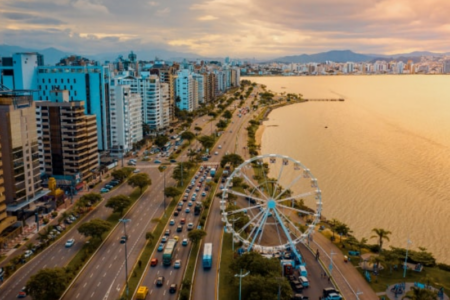 Evento no Centro de Florianópolis relembra Senadinho e 50 anos de calçadão