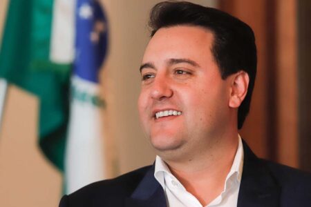 Ratinho Jr é o escolhido do PSD para disputar a Presidência nas eleições de 2026, antecipa Bornhausen