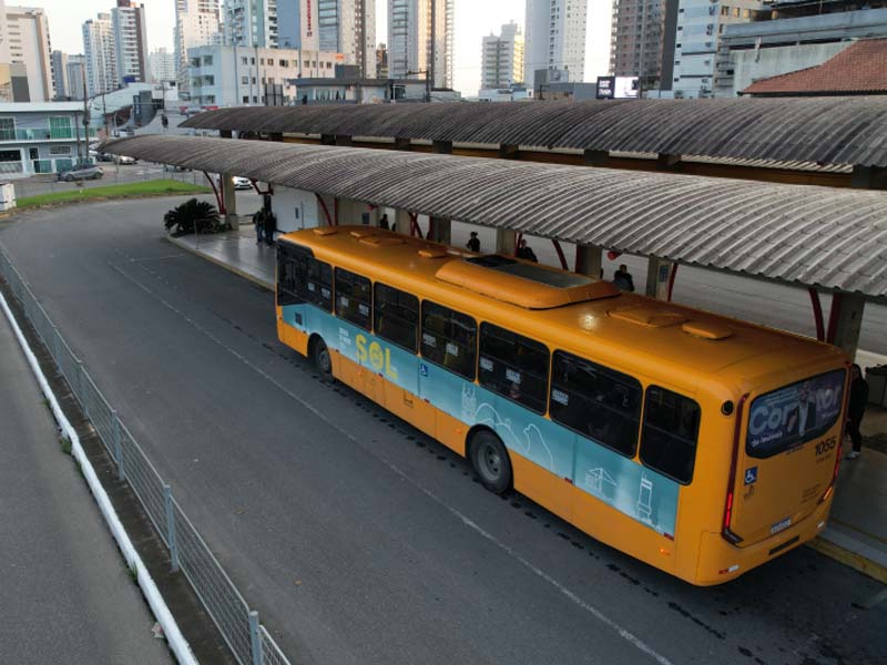 terminal transporte coletivo onibus itajai