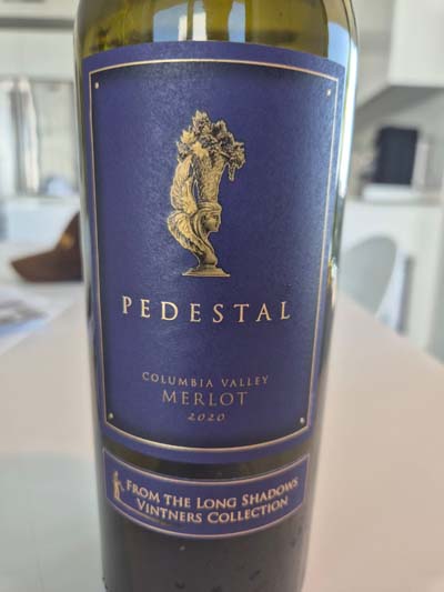vinhos (3) pedestal wine