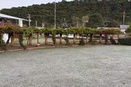 SC registra -3°C, a menor temperatura de 2026; Urupema, São Joaquim e Bom Jardim da Serra lideram as baixas