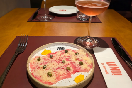 Vino! Balneário Camboriú oferece menu especial de Dia das Mães com culinária ítalo-mediterrânea