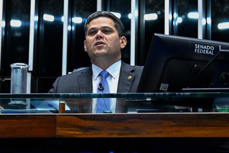 Alcolumbre promulga PL da Dosimetria e beneficia ex-presidente Jair Bolsonaro