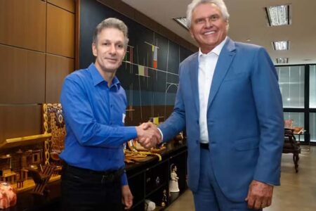 Zema e Caiado usam classificação dos Estados Unidos ao CV e PCC para criticar governo Lula