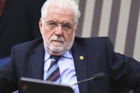 Jaques Wagner teria recebido apartamento de R$ 2,5 mi e propina de R$ 3,5 mi, aponta PF