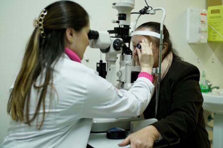 Santa Catarina ultrapassa as 140 mil cirurgias oftalmológicas em um ano
